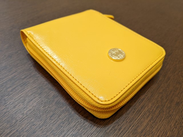 私が購入した「黄虎發財財布」はコレ！大金運の縁起とコンパクトな利便性に惹かれて。